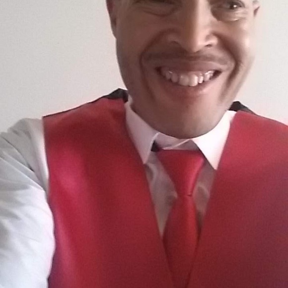 Meet your Posher, Ken - Picture 1 of 1